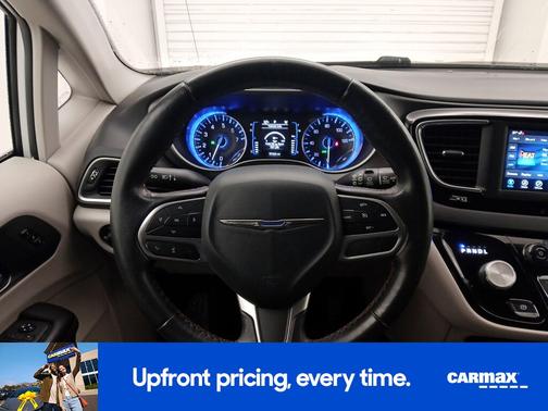 2020 Chrysler Pacifica Touring L