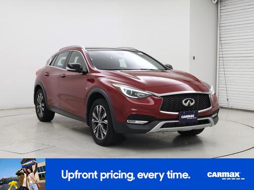 2018 INFINITI QX30 Premium