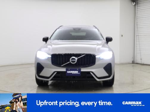 2024 Volvo XC60 Recharge Plug-In Hybrid T8 Plus Dark Theme