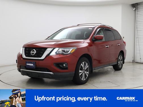 2017 Nissan Pathfinder SL