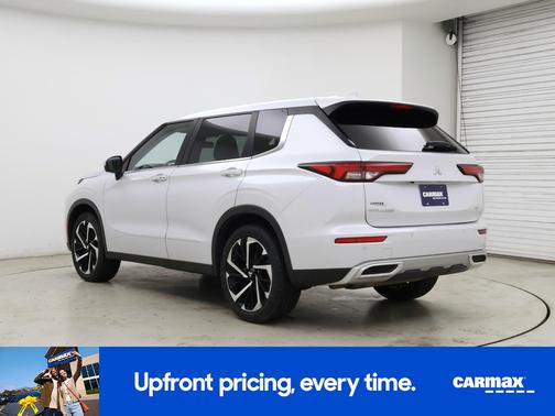 2022 Mitsubishi Outlander SE