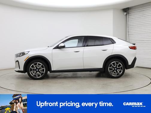 White 2025 BMW X2 XDrive28i