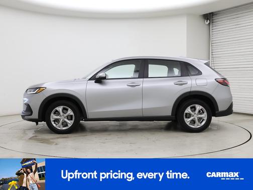 Gray 2025 Honda HR-V LX