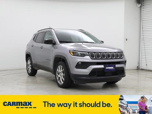 2022 Jeep Compass Latitude Lux