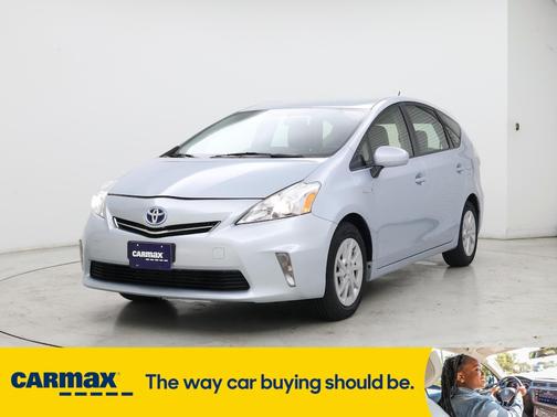 2013 Toyota Prius v Two
