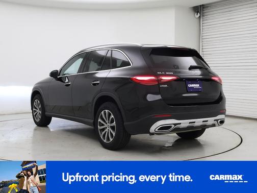 2024 Mercedes-Benz GLC 300 