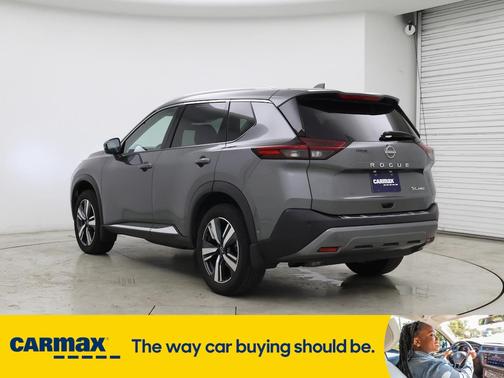 2022 Nissan Rogue SL
