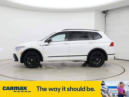 2022 Volkswagen Tiguan SE R-Line Black