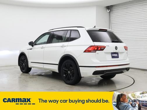 2022 Volkswagen Tiguan SE R-Line Black