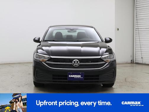 Black 2024 Volkswagen Jetta SE