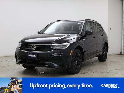 Black 2022 Volkswagen Tiguan SE R-Line Black