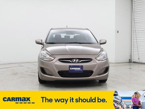 2013 Hyundai Accent GS