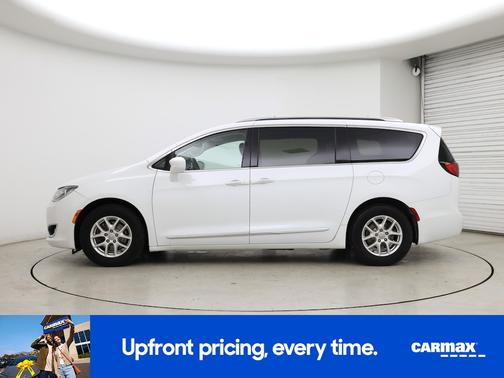 White 2020 Chrysler Pacifica Touring L