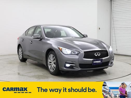 2016 INFINITI Q50 Premium