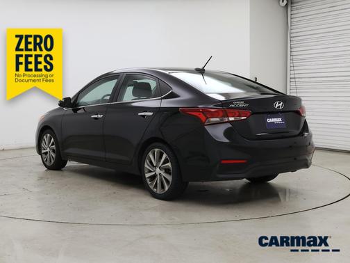 Black 2022 Hyundai Accent Limited