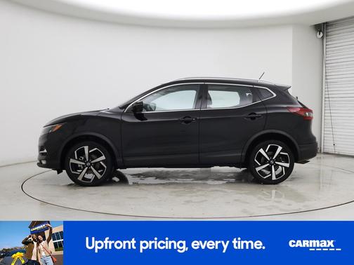Black 2022 Nissan Rogue Sport SL