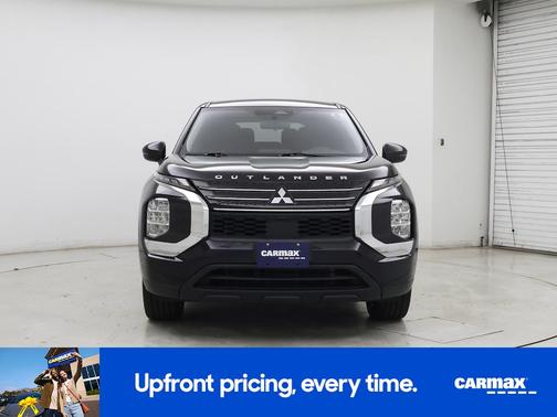 2022 Mitsubishi Outlander ES