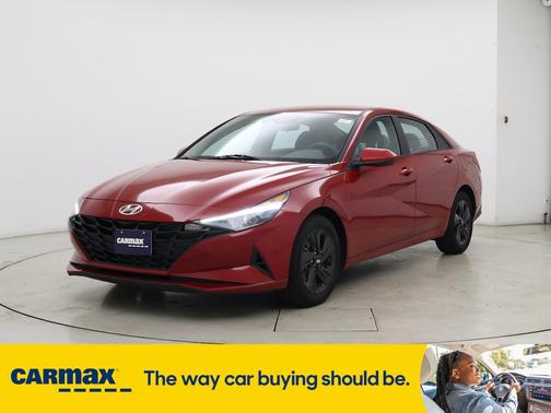 2023 Hyundai ELANTRA SE