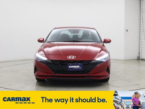 2023 Hyundai ELANTRA SE