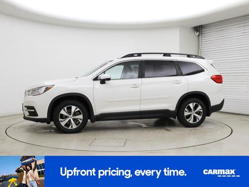 White 2022 Subaru Ascent Premium