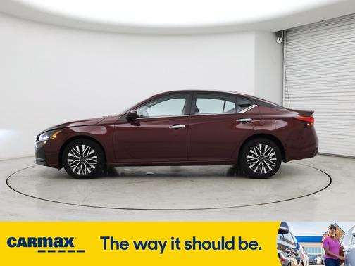 2023 Nissan Altima SV