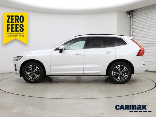 White 2022 Volvo XC60 B5 Momentum