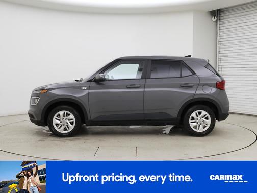 2022 Hyundai VENUE SE