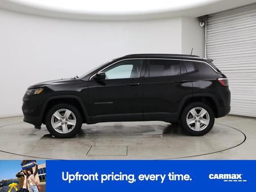 Black 2022 Jeep Compass Latitude