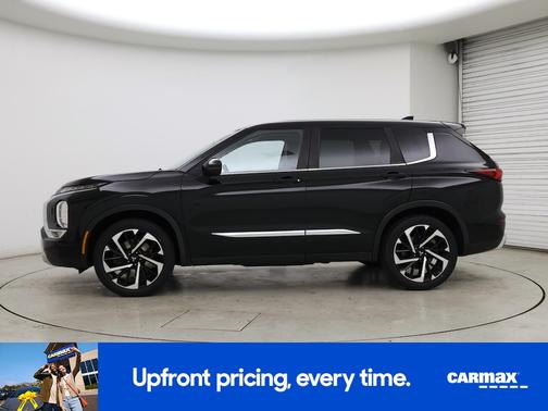Silver 2022 Mitsubishi Outlander SE
