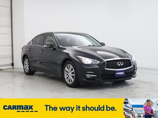 2017 INFINITI Q50 Premium