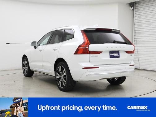 2022 Volvo XC60 B5 Inscription