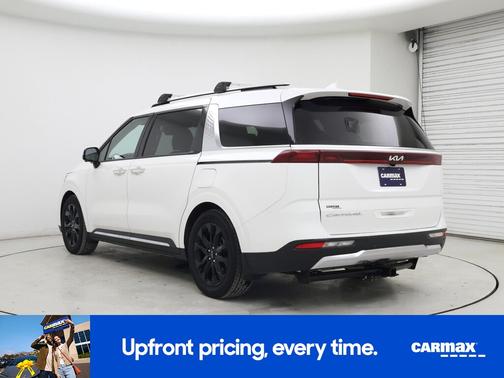 2022 Kia Carnival SX