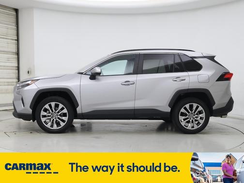 2022 Toyota RAV4 XLE Premium