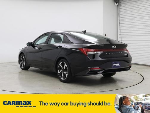 2022 Hyundai ELANTRA Limited