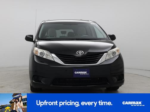 Black 2014 Toyota Sienna LE