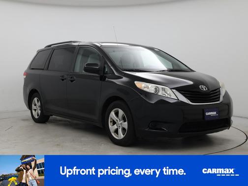 Black 2014 Toyota Sienna LE