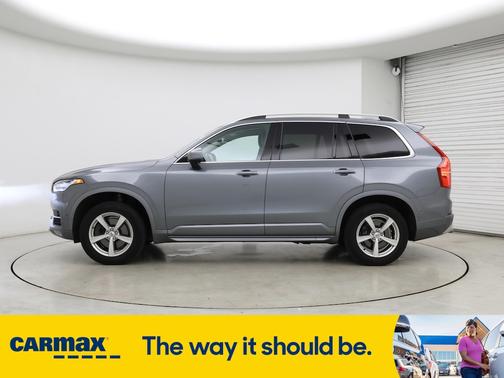 2018 Volvo XC90 T5 Momentum