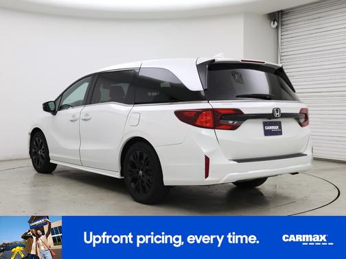 White 2025 Honda Odyssey Sport-L