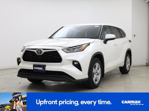 White 2020 Toyota Highlander LE