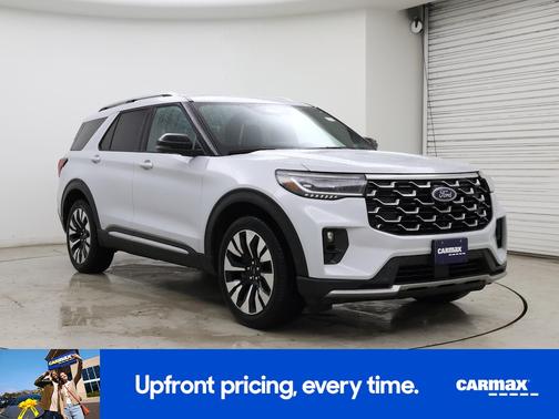 Silver 2025 Ford Explorer Platinum