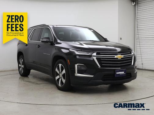 Gray 2023 Chevrolet Traverse LT Leather