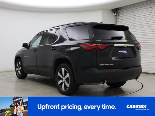 Gray 2023 Chevrolet Traverse LT Leather