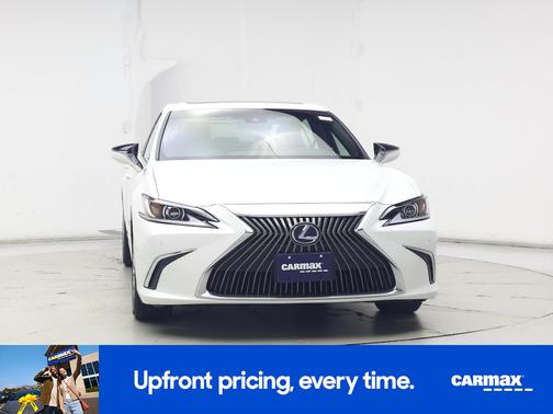 2020 Lexus ES 300h Luxury