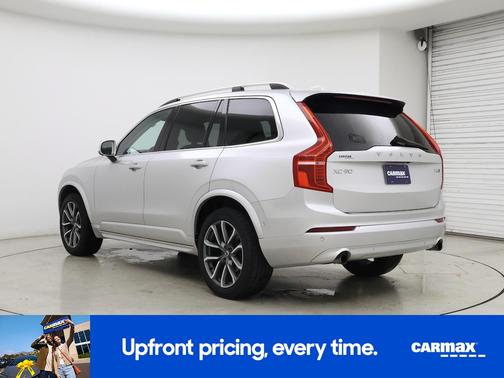 2018 Volvo XC90 T5 Momentum