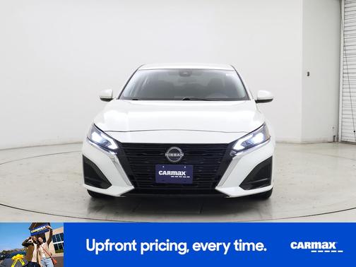 2023 Nissan Altima SV