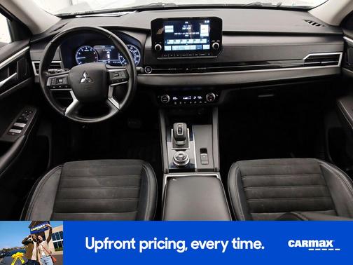 2022 Mitsubishi Outlander SE