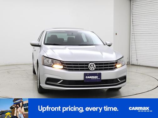 2017 Volkswagen Passat SE