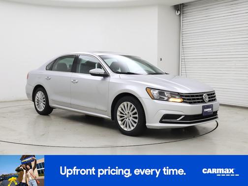 2017 Volkswagen Passat SE
