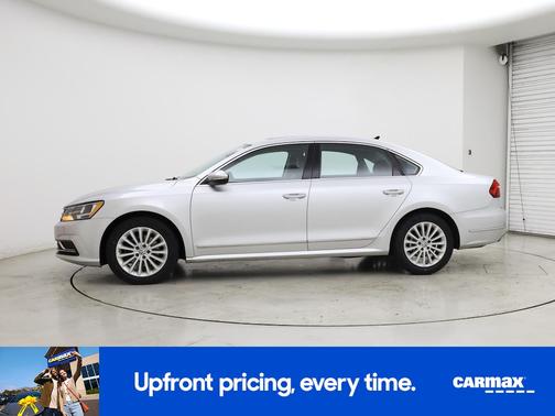 2017 Volkswagen Passat SE