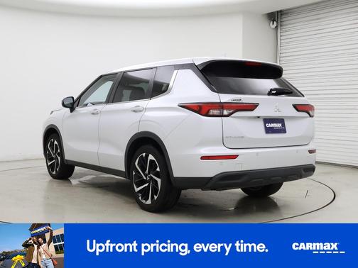 2022 Mitsubishi Outlander ES